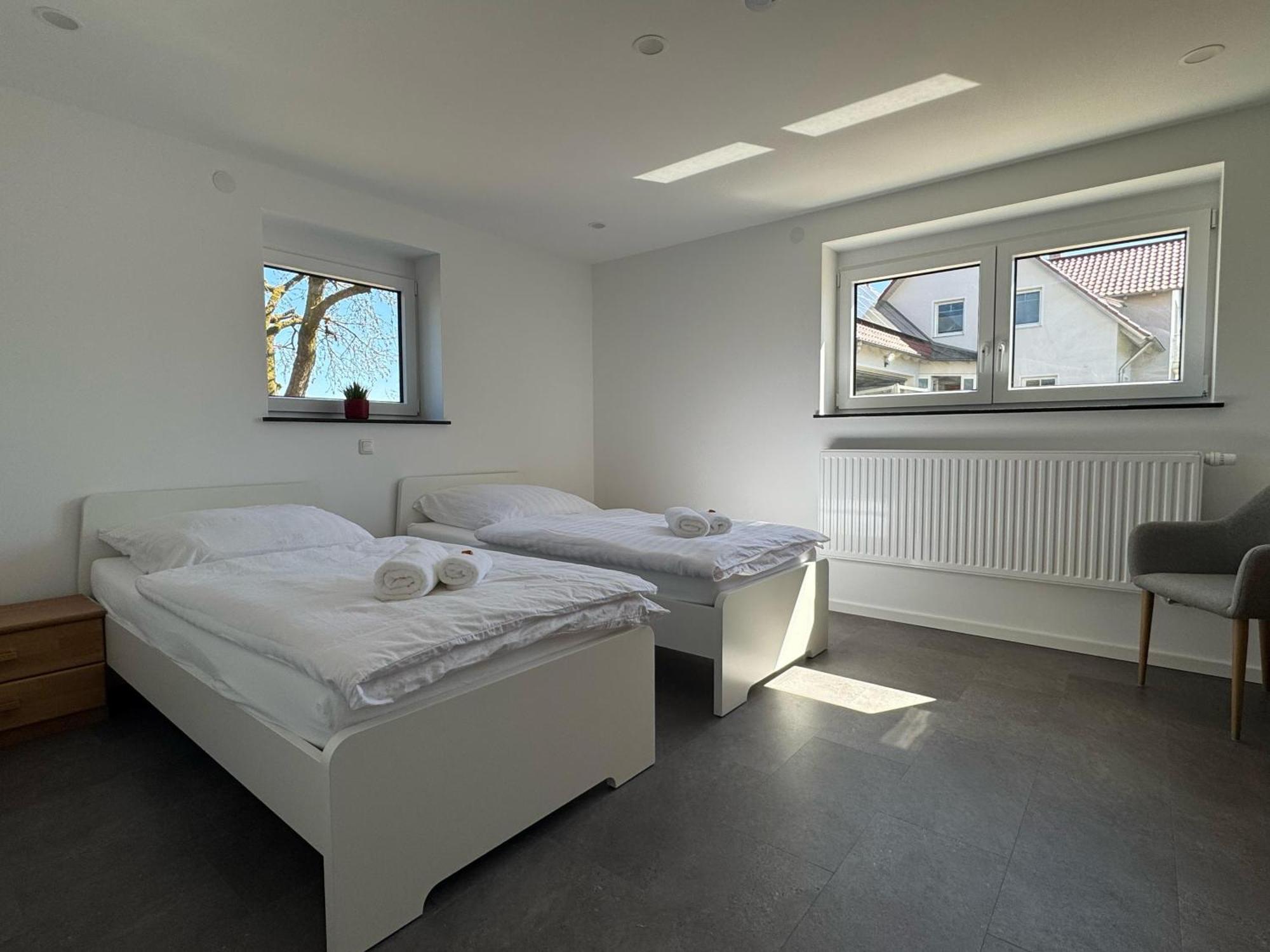 W&P Living Wohnung Mit Ausblick - Parkplatz Biberbach (Bavaria) Exterior foto